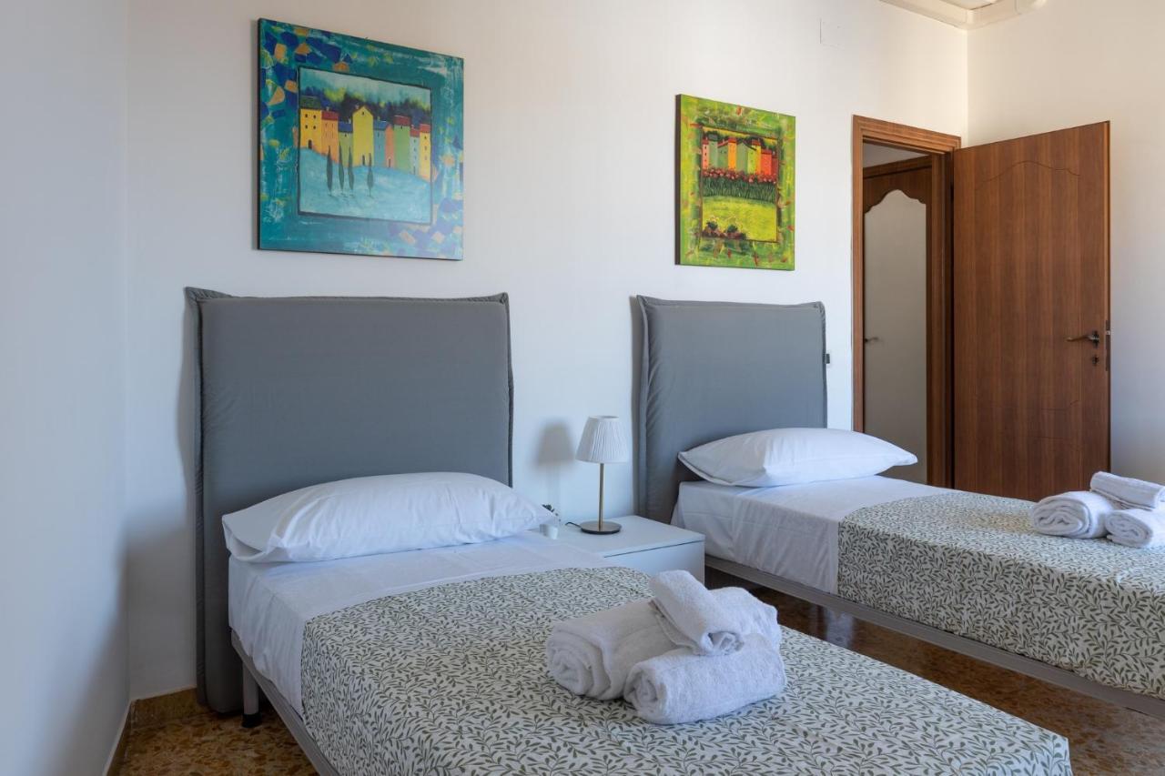 Pisa Quiet And Bright Flats With Balcony Lejlighed Eksteriør billede